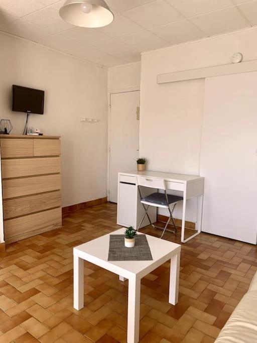 La Garde : joli studio dans résidence Exterior foto